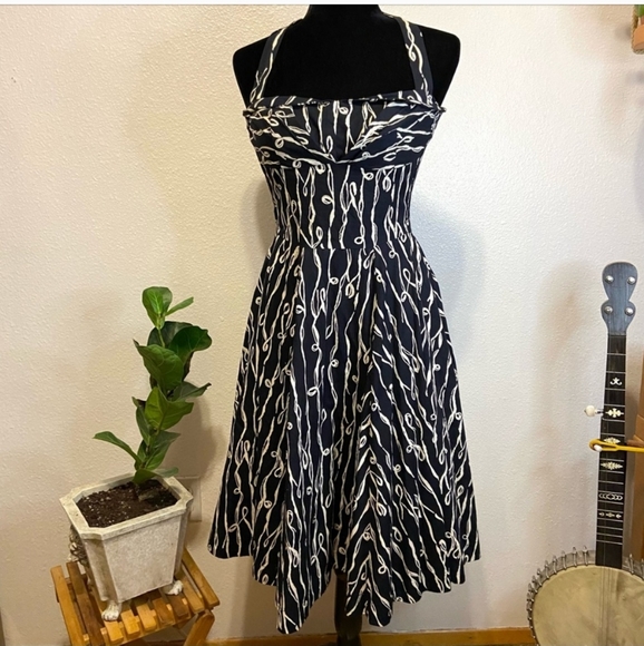 Taylor Swift Anthropologie Girls From Savory Cerys Pin Up Dress - Picture 2 of 14